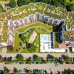 Apartamenty Fenomen - Pearl, Polanki Park W Kolobrzegu Z Basenem I Parkingiem